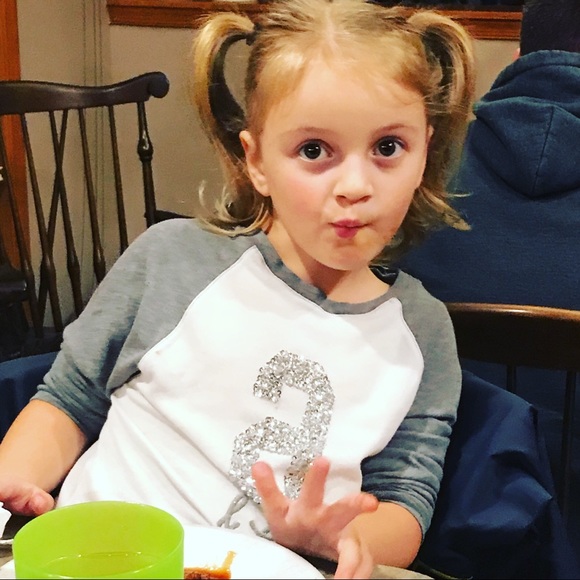 Meet your Posher, Liza - Picture 2 of 8